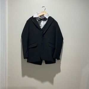 Boys 5pc Black and White Suit